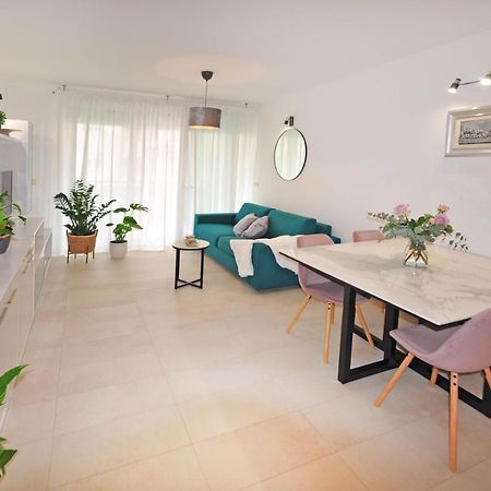 Family Apartment Noel - Omiš Esterno foto