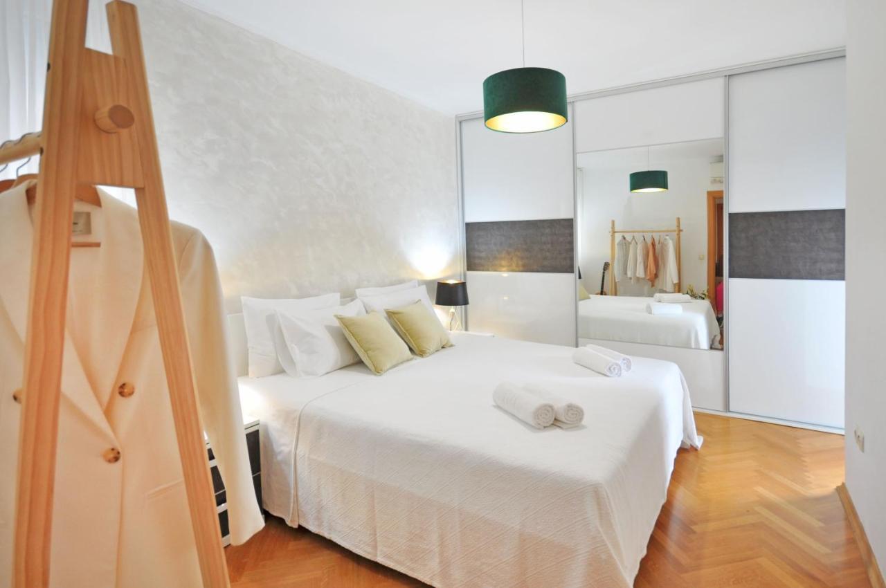 Family Apartment Noel - Omiš Esterno foto